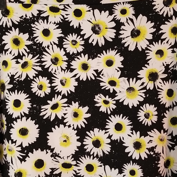 Reitmans floral slip on midi skirt size 17 - Picture 2 of 10